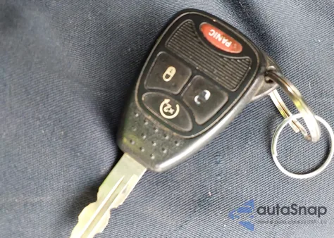 2014 Jeep Compass Latitude z USA, uszkodzony, nr VIN 1C4NJDEB8ED632958